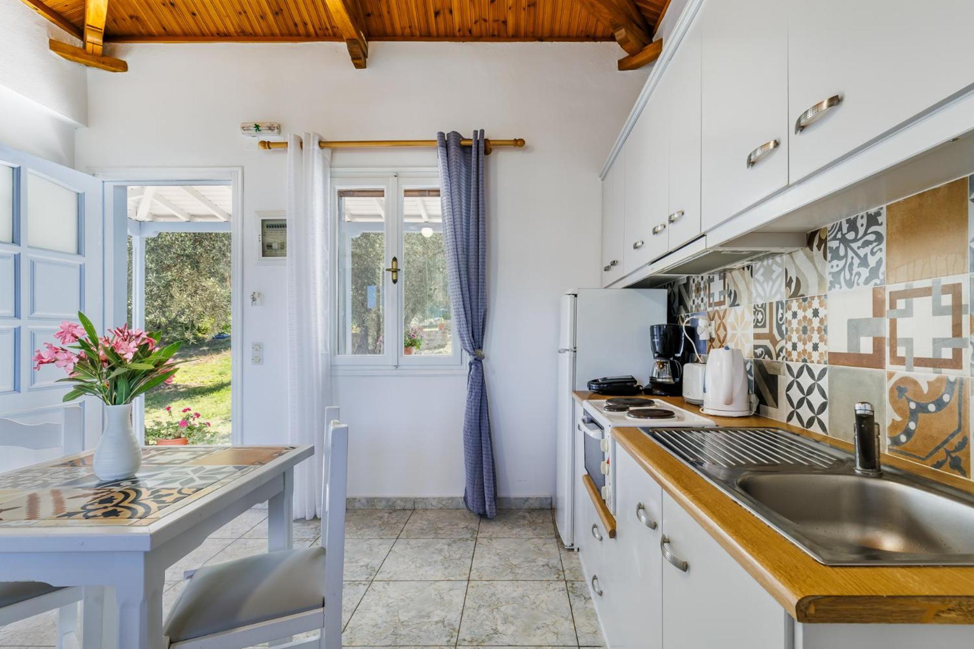 Anesis Apartment 2 Fireplace Skopelos Town Exterior photo