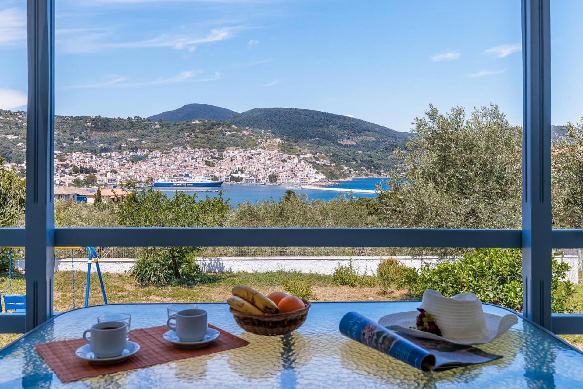 Anesis Apartment 2 Fireplace Skopelos Town Exterior photo
